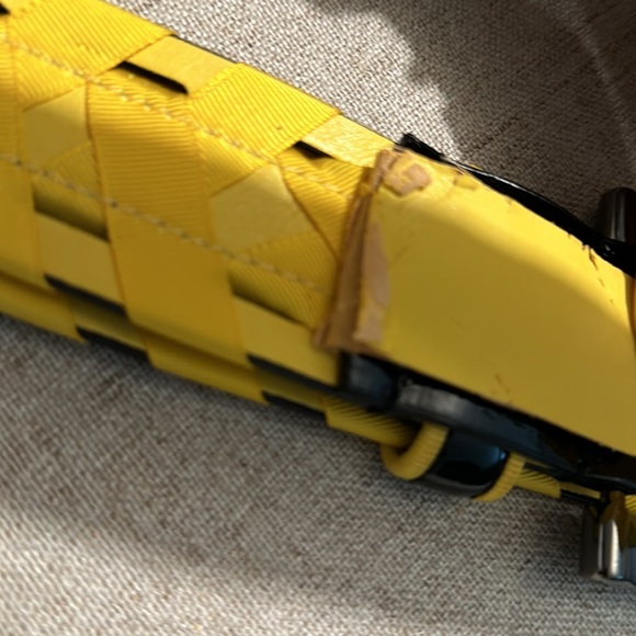 Vtg Carlisle genuine Italian leather wide yellow & black belt Sz xsmall - Picture 7 of 9